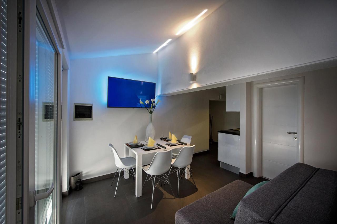 Seaside Apartments With A Swimming Pool Zecevo Rtic, Rogoznica - 8366 외부 사진