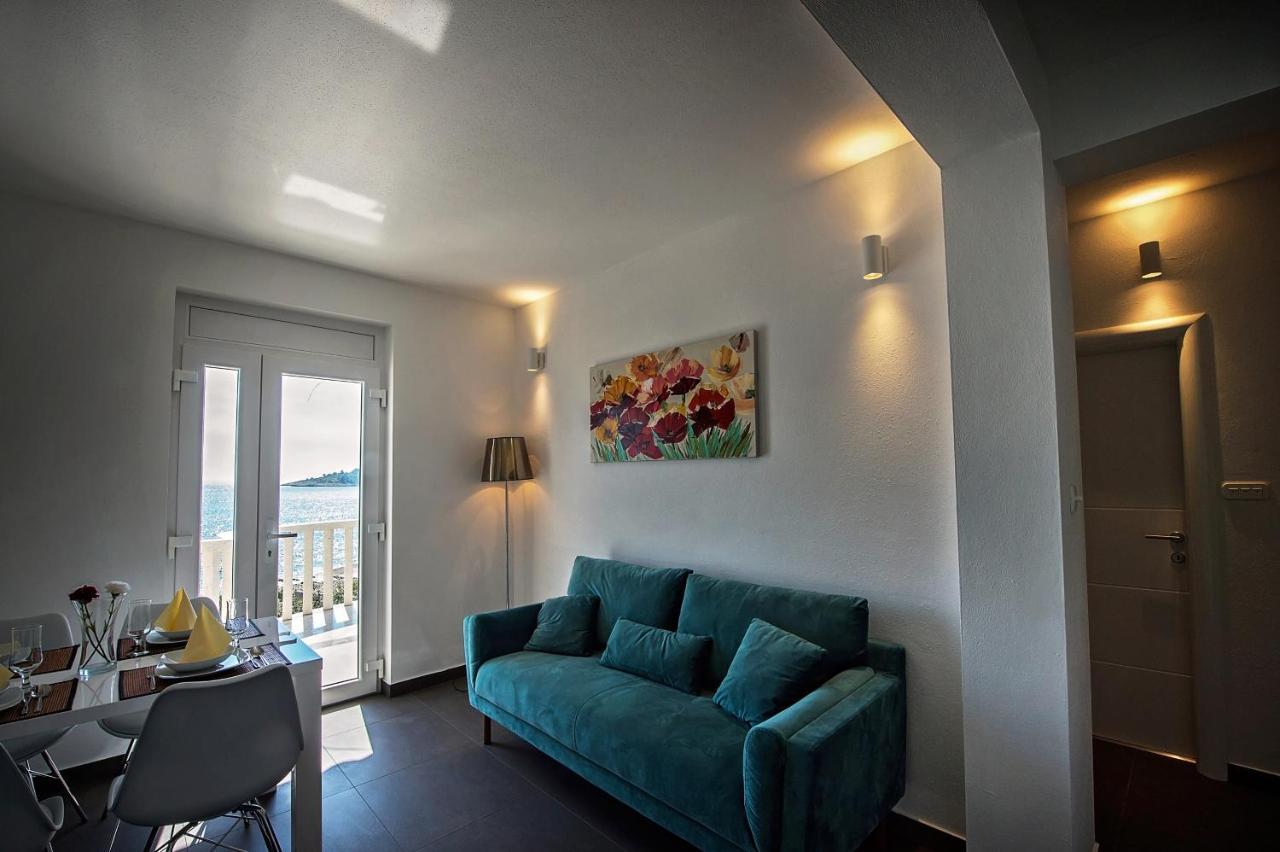Seaside Apartments With A Swimming Pool Zecevo Rtic, Rogoznica - 8366 외부 사진
